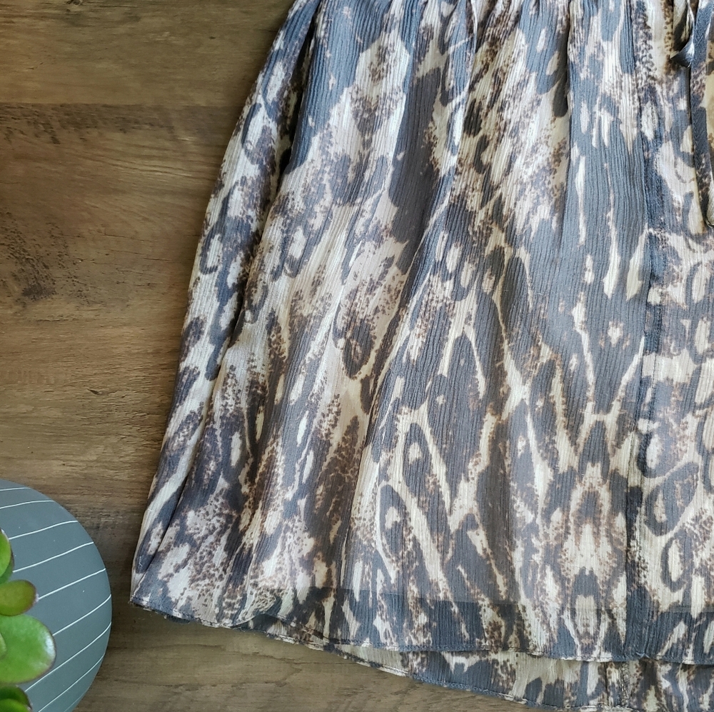 Club Monaco Organic Print Silk Skirt - Picture 3 of 11